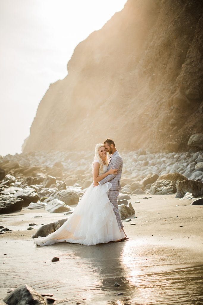 Dana-Point-Elopement-Elopement-Photographer-eloping-in-dana-point-baby-beach-wedding-ocean-institute-elopement adventure elopement photos