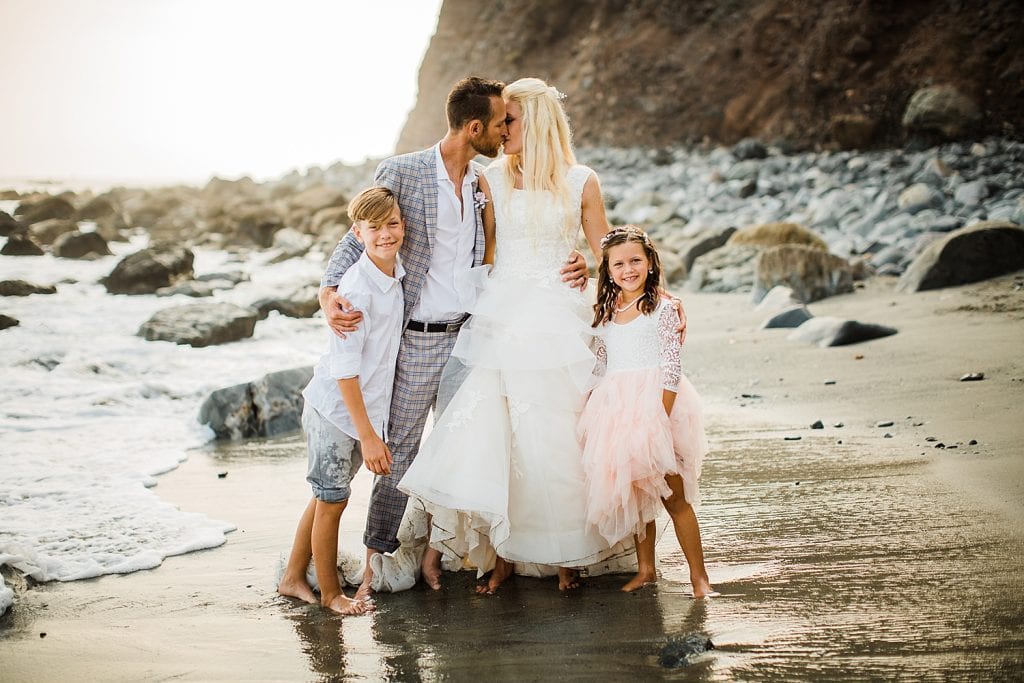 Dana-Point-Elopement-Elopement-Photographer-eloping-in-dana-point-baby-beach-wedding-ocean-institute-elopement