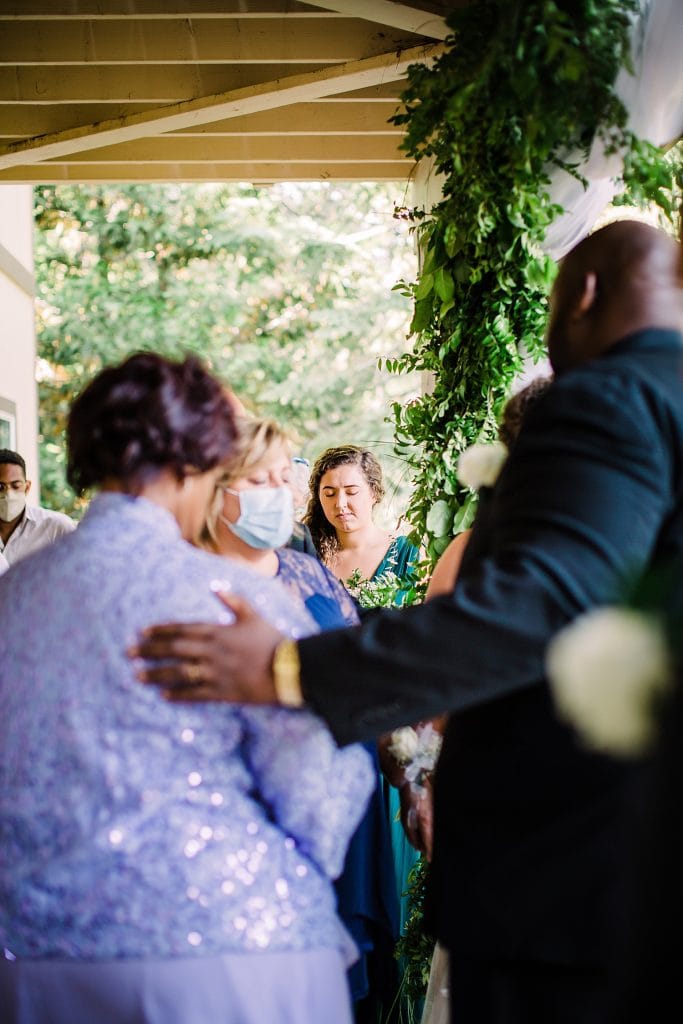 Lake-Arrowhead-elopement-Twin-peaks-micro-wedding-mountain-elopement-Big-Bear-Lake-Gregory-San-Bernardino-Mountains-Elopement-photographer