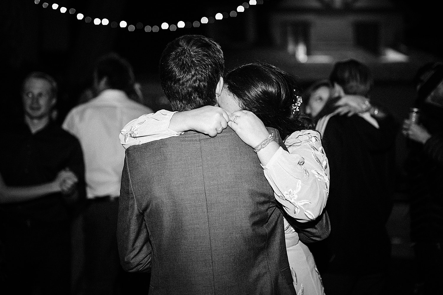Last dance during the wedding