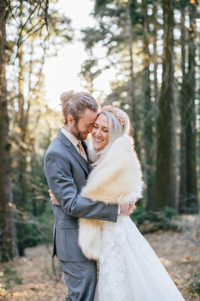 Pine-Rose-Cabins-elopement-winter-lake-arrowhead-elopement-lake-arrowhead-wedding-photographer