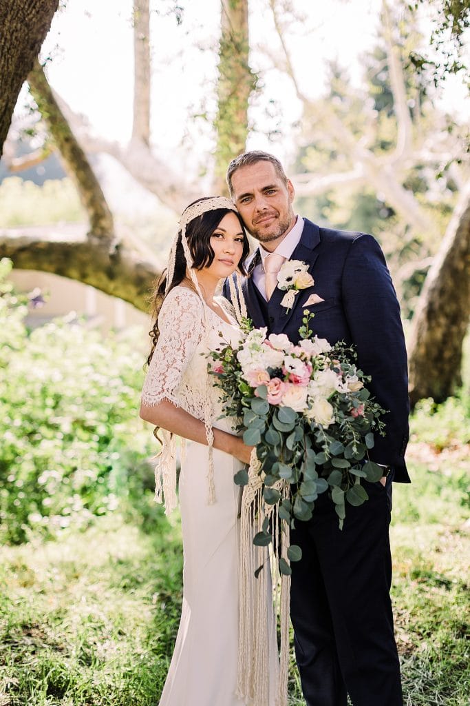 Winter-wedding-at-the-homestead-at-wilshire-farm-oak-glen-wedding-southern-california-wedding-boho-bride-mountain-wedding