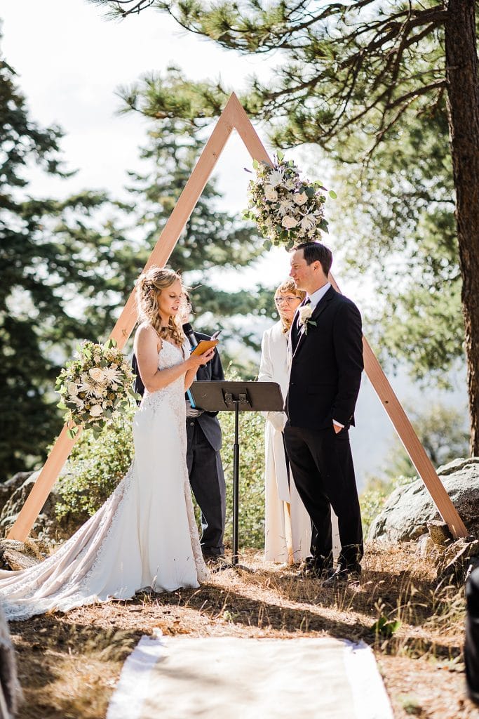 Idyllwild-wedding-elopement-mountain-wedding-pine-cove-southern-california-adventure-wedding-adventure-elopement