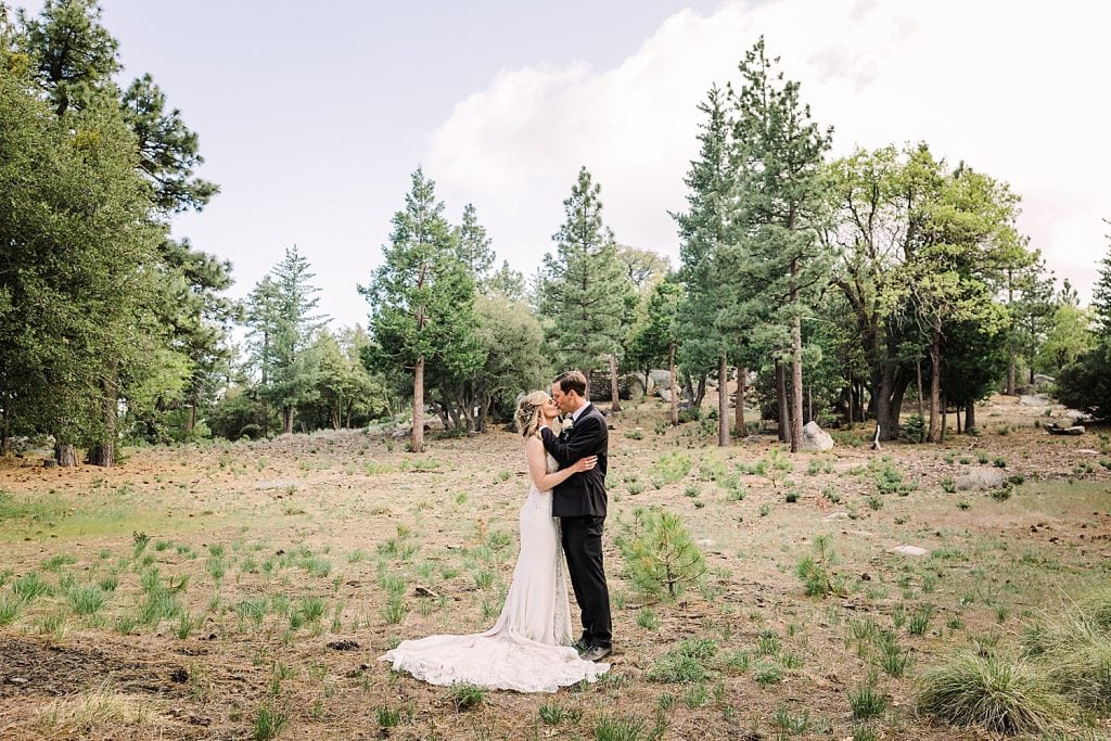 Idyllwild-wedding-elopement-mountain-wedding-pine-cove-southern-california-adventure-wedding-adventure-elopement