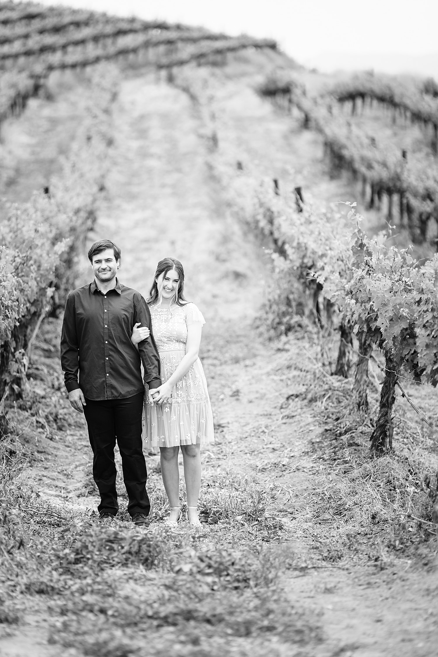 Lake-Oak-Meadows-Engagement-Anniversary-wedding-temecula-wedding-photographer-vitagliano-vineyards-winery-engagement-wedding