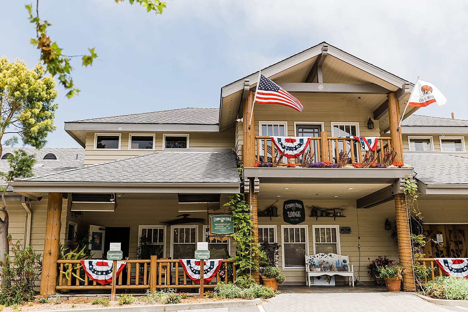 Cambria-Pines-lodge-wedding-moonstone-beach-wedding-cambria-morro-bay-san-luis-obispo-central-california-wedding-photographer