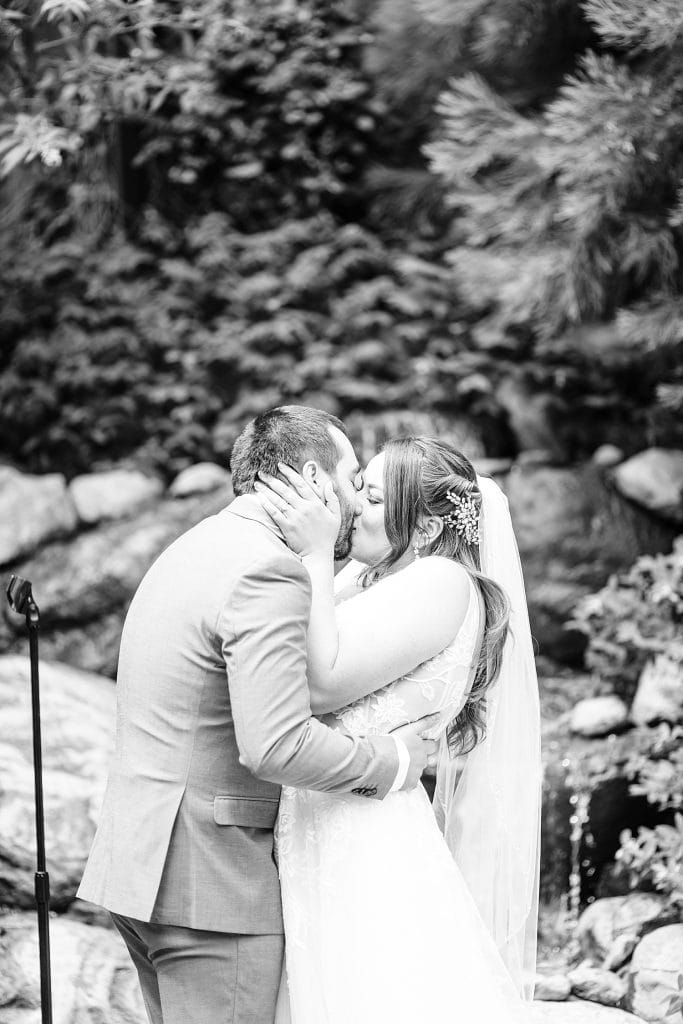 St-Richard-Episcopal-Chrurch-wedding-skyforest-running-springs-lake-arrowhead-lake-gregory-big-bear-wedding-photographer