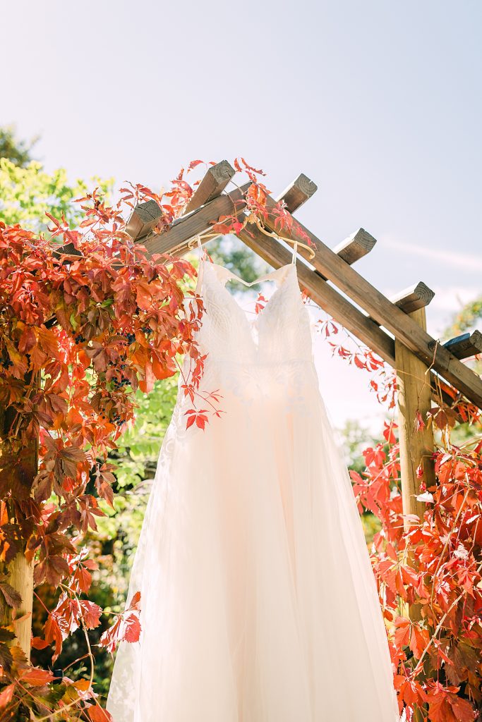 Oak-glen-wedding-the-homestead-fall-wedding-the-homestead-at-wilshire-ranch-serendipity-autumn-wedding-oak-glen-photographer012021