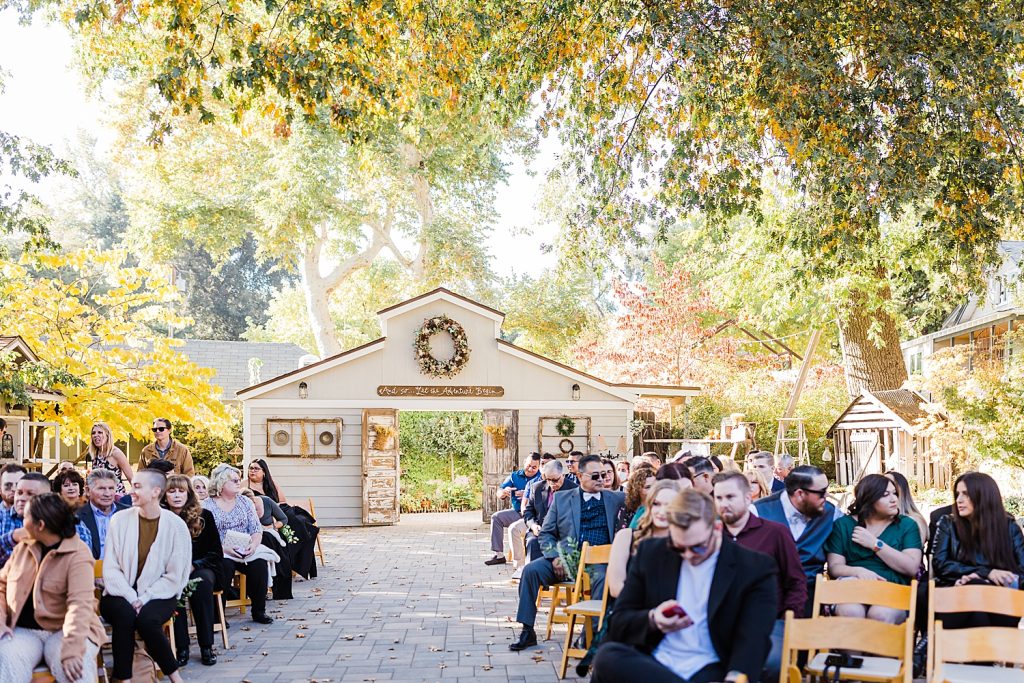 Oak-glen-wedding-the-homestead-fall-wedding-the-homestead-at-wilshire-ranch-serendipity-autumn-wedding-oak-glen-photographer012021