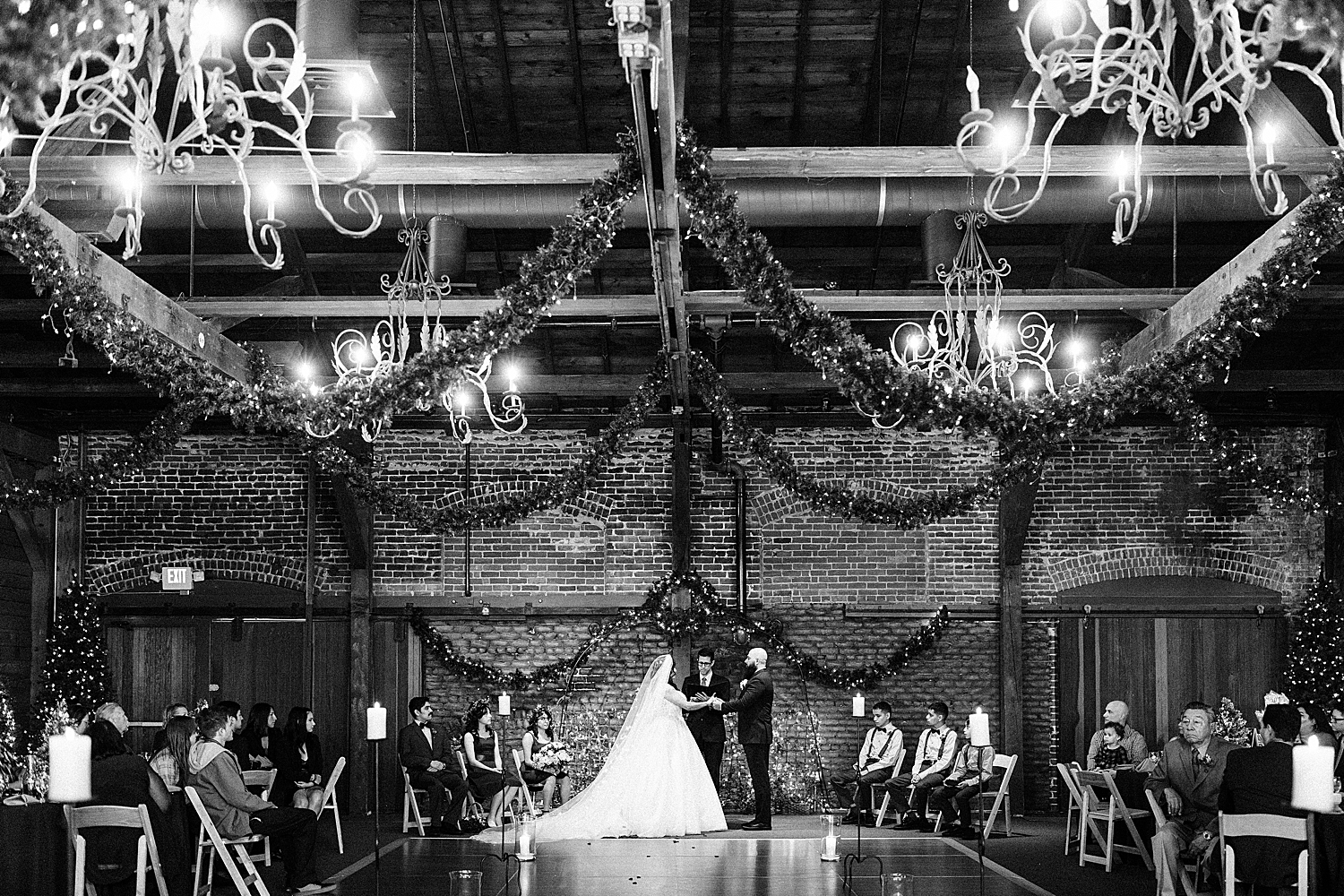Mitten-building-wedding-Christmas-wedding-redlands-wedding-redlands-wedding-photographer-redlands-photographer-historic-building-wedding