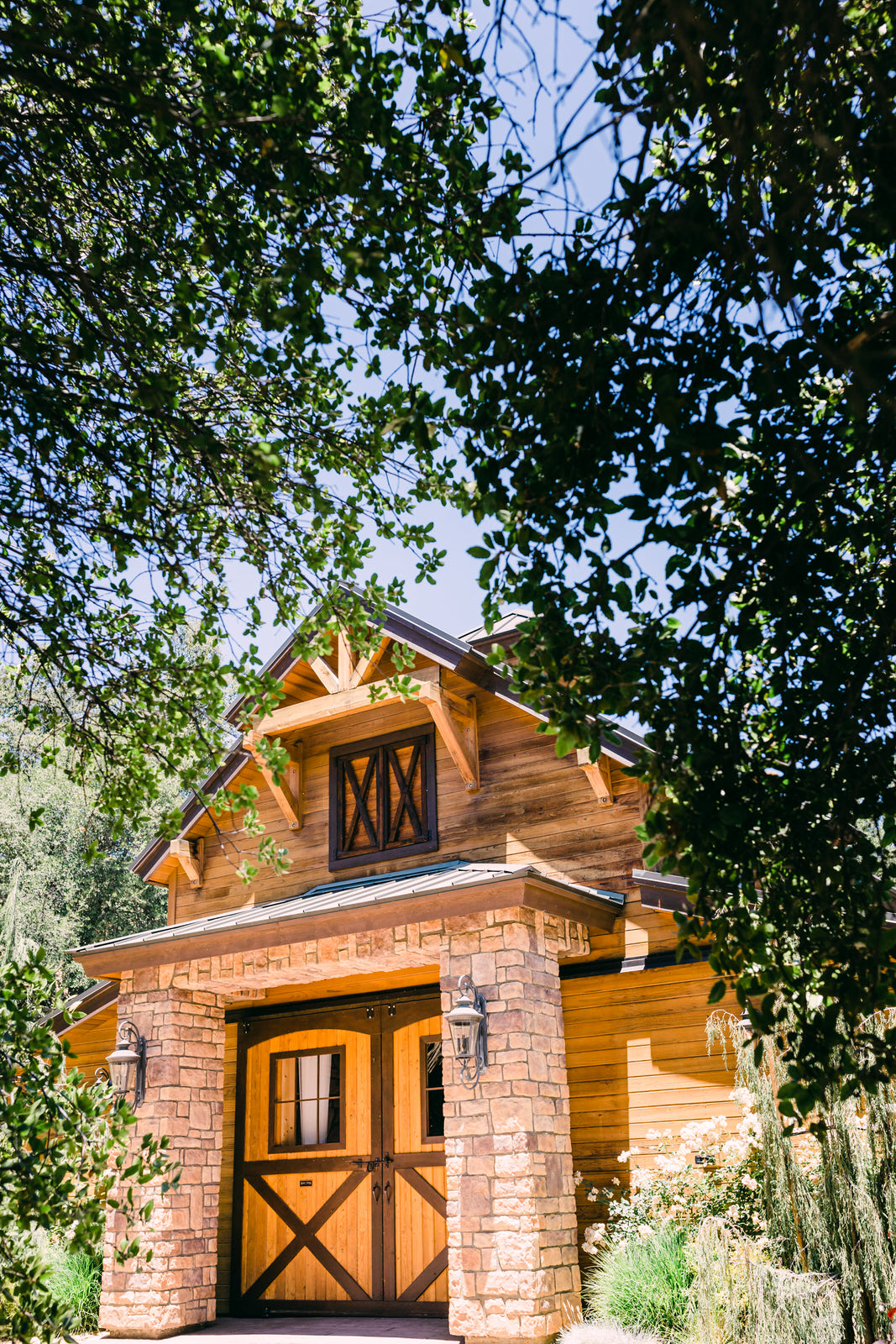 Barn-Serendipity-gardens-wedding-venue-oak-glen