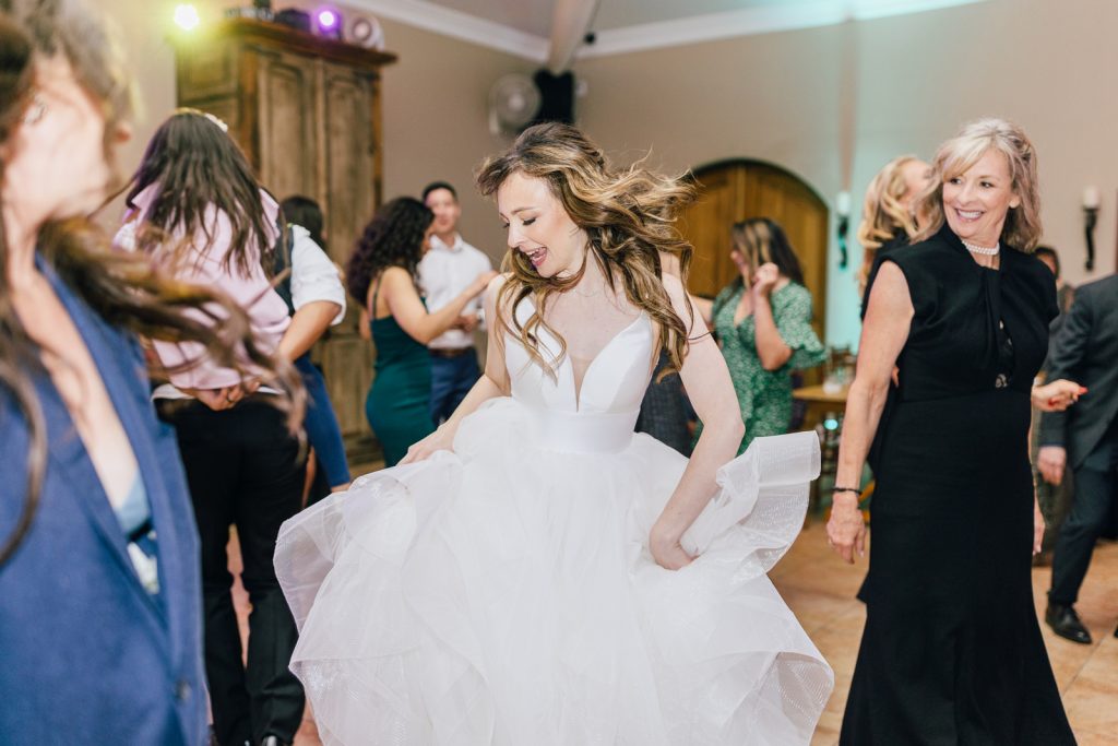 wedding reception dancing at villa de amore