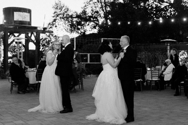 father daughters dance at wedding