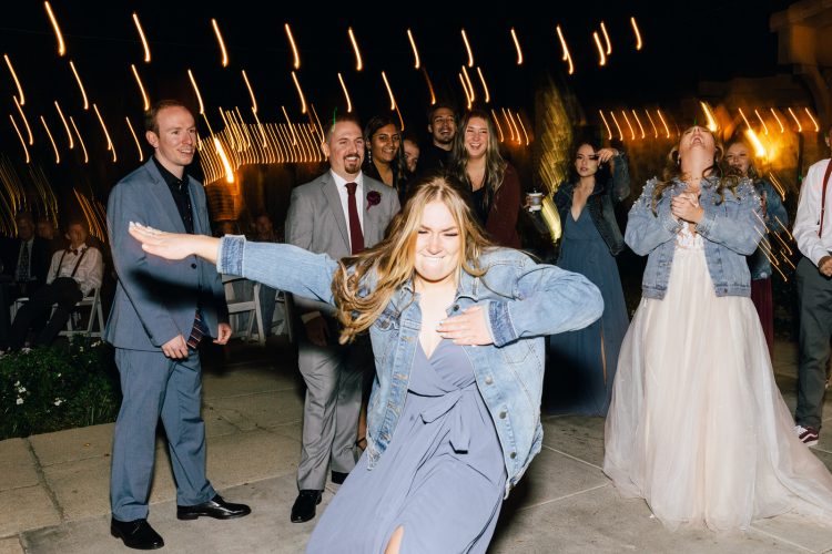 dancing at hidden oaks retreat reception