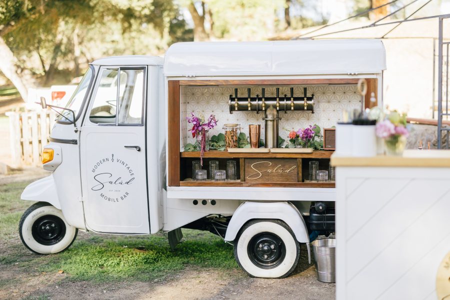 salud vintage mobile bar