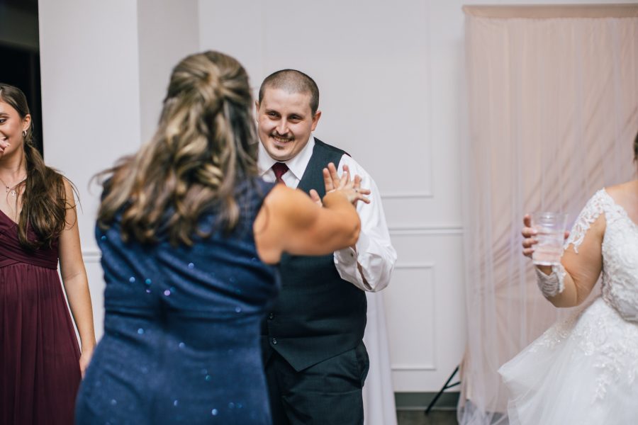 wedding reception dancing