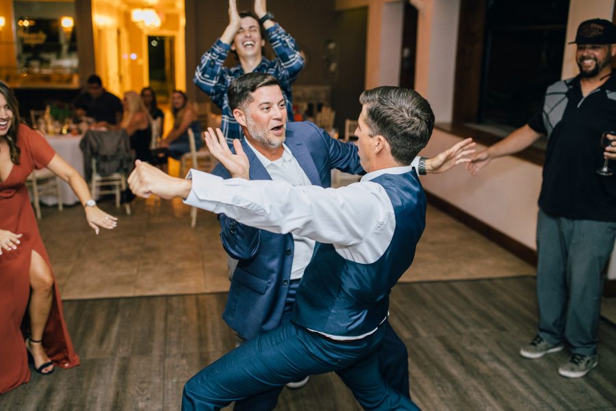 reception dancing at los willows