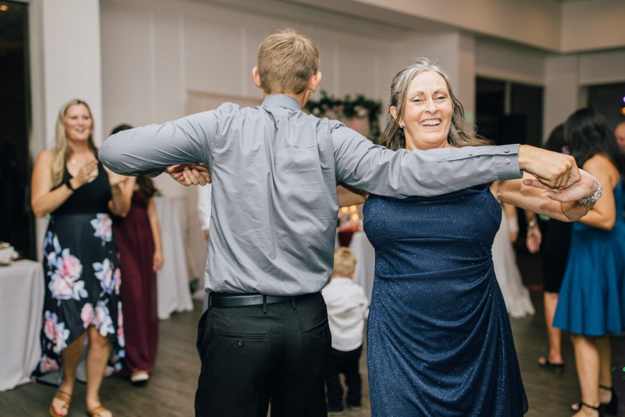 wedding reception dancing
