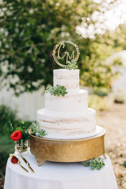 gold coast farms at aliso viejo ranch wedding cake