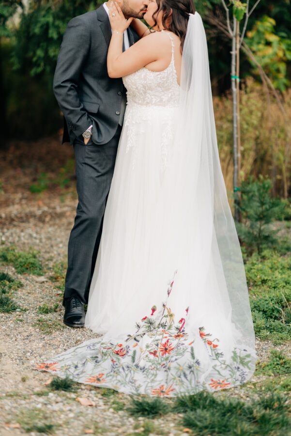 Landing-Lake-Arrowhead-wedding-fall-wedding-in-lake-arrowhead