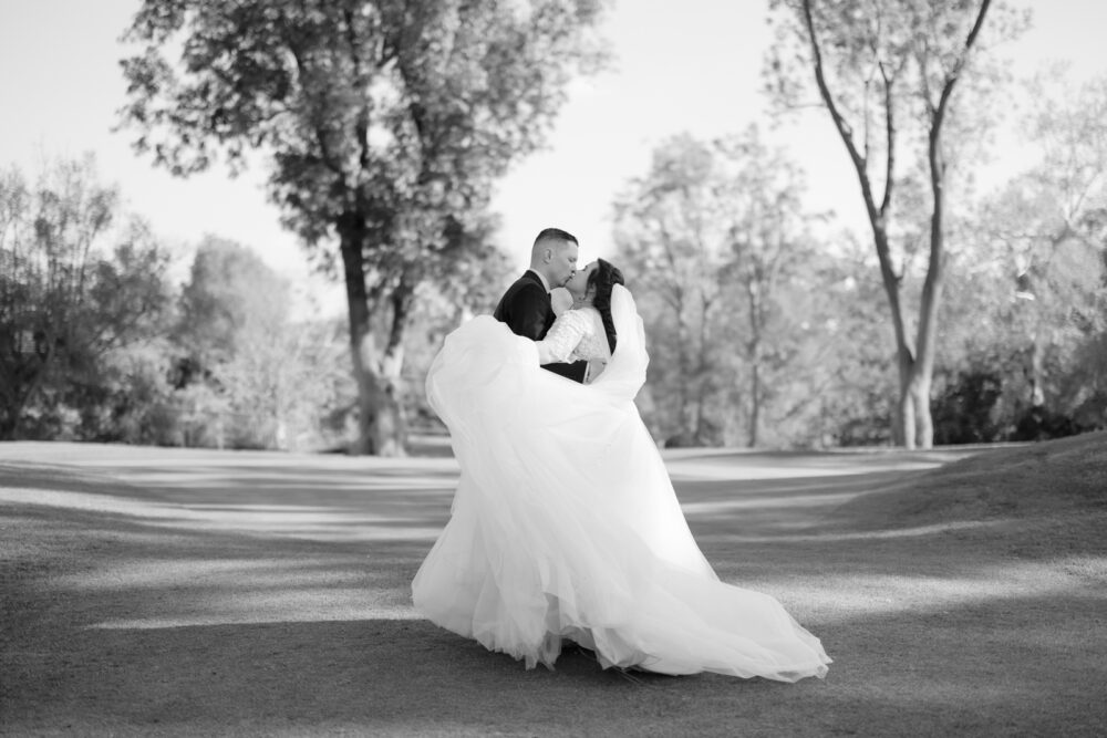 south hills country club spring wedding