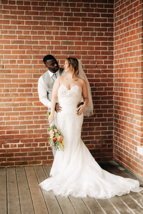 spring wedding at the barton house