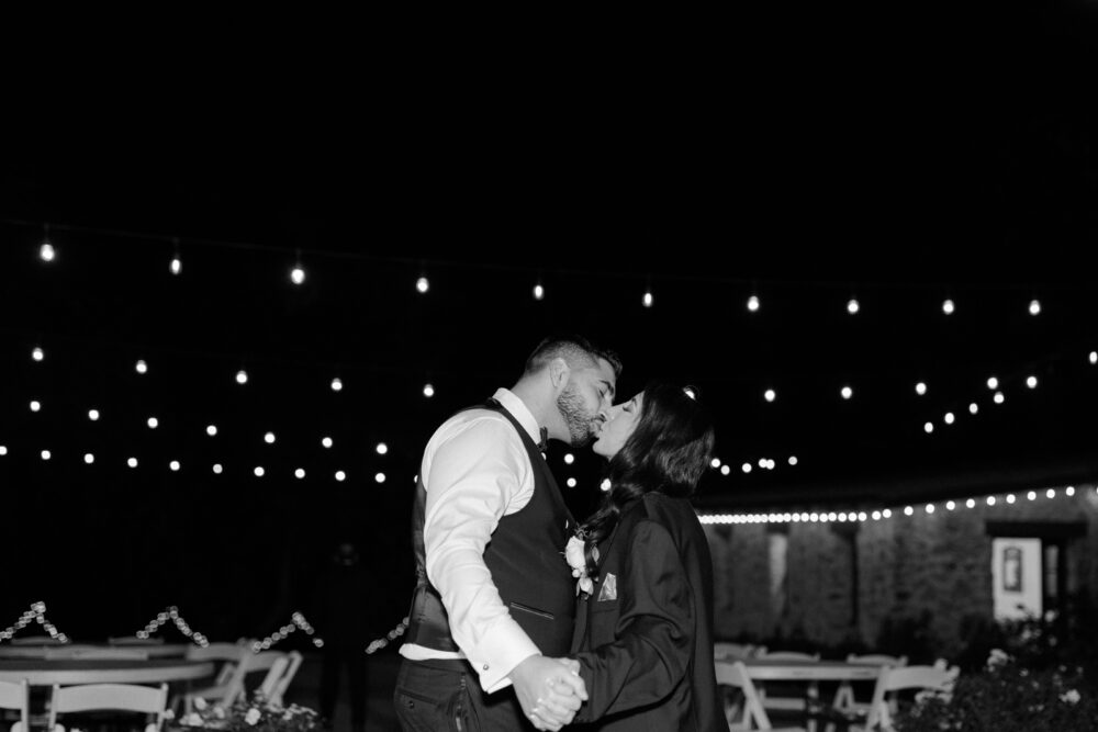 Last dance at wedding